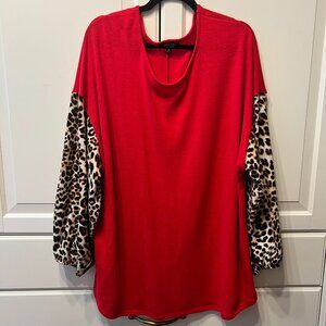 LOVE RYAN Red w/Leopard Print Sleeves Soft Comfy Tunic Top (Plus 3X)